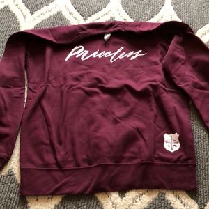 Crew neck